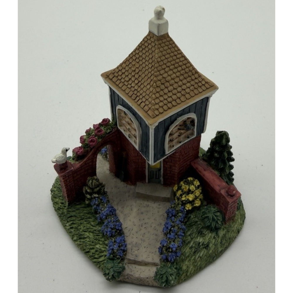 Ornithologist's Dove Cole House- HSE1b  1999 Collectible International Resources